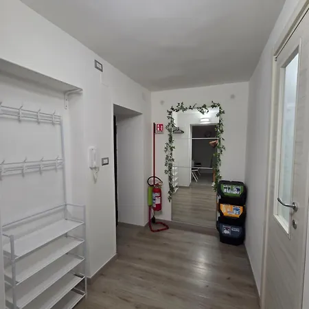 Tiny Little - Ad Uso Esclusivo * نابولي